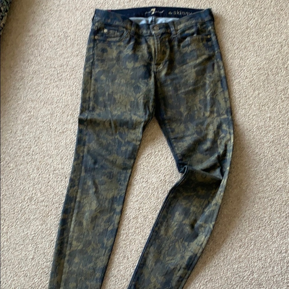 Skinny jeans